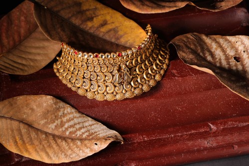 Handcrafted antique gold jewellery — Sri Kamatchi Jewellers, Madurai